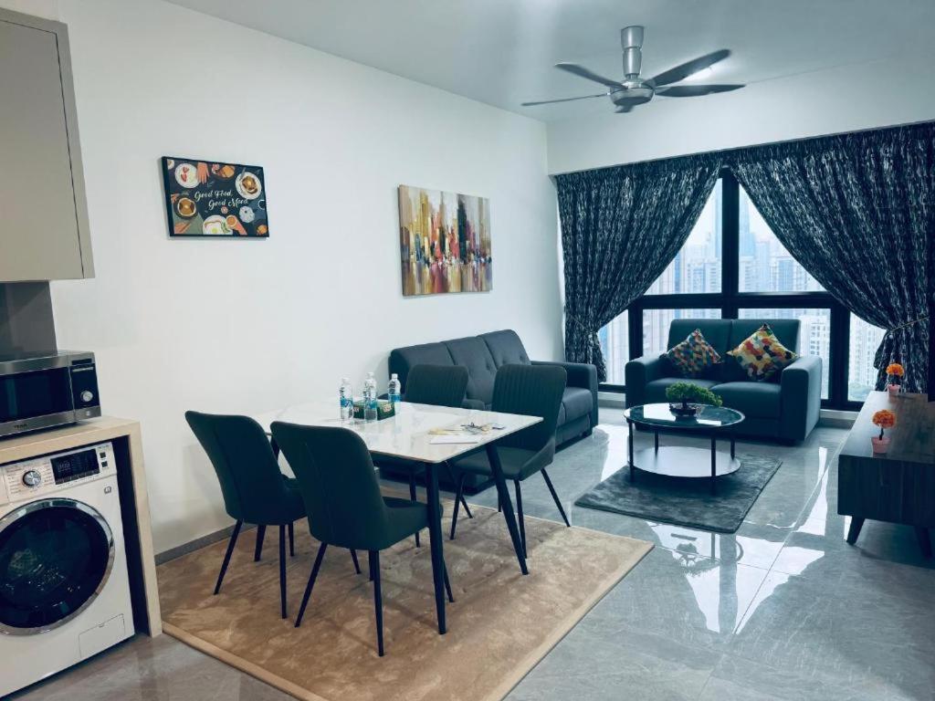 Agile Mb Service At Trx Apartment *